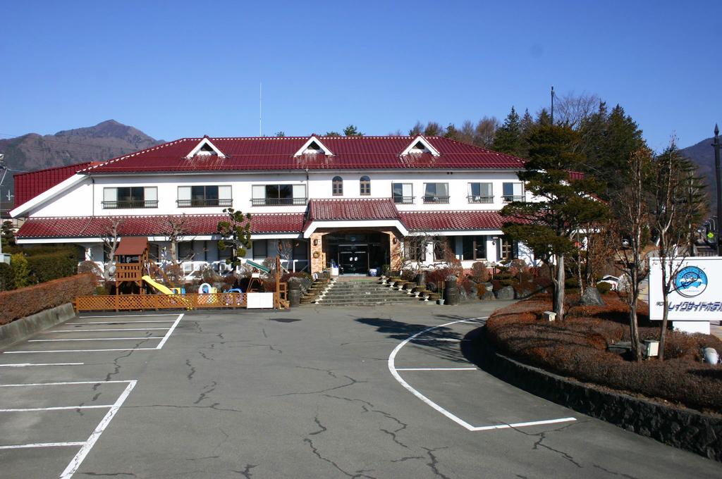Kawaguchiko Lakeside Hotel Fujikawaguchiko Bagian luar foto