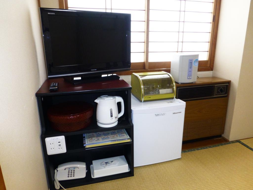 Kawaguchiko Lakeside Hotel Fujikawaguchiko Bagian luar foto